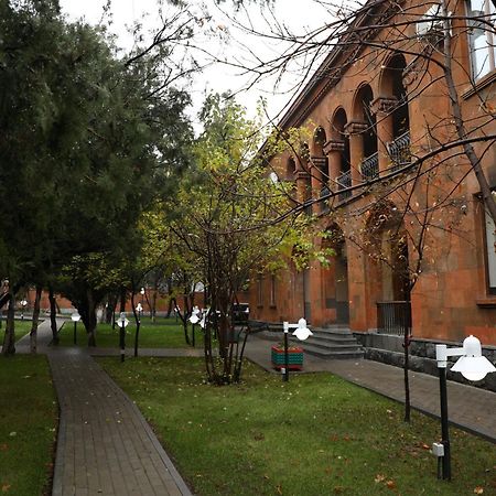 Annabella Boutique Hotel Yerevan Exterior foto