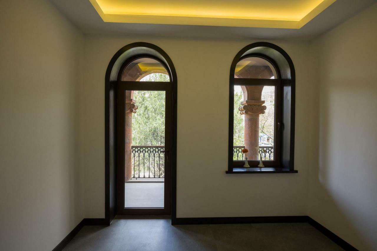 Annabella Boutique Hotel Yerevan Exterior foto