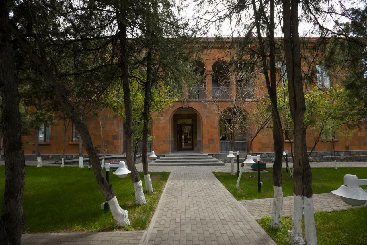 Annabella Boutique Hotel Yerevan Exterior foto